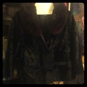 Vintage crushed black velvet/ fur jacket